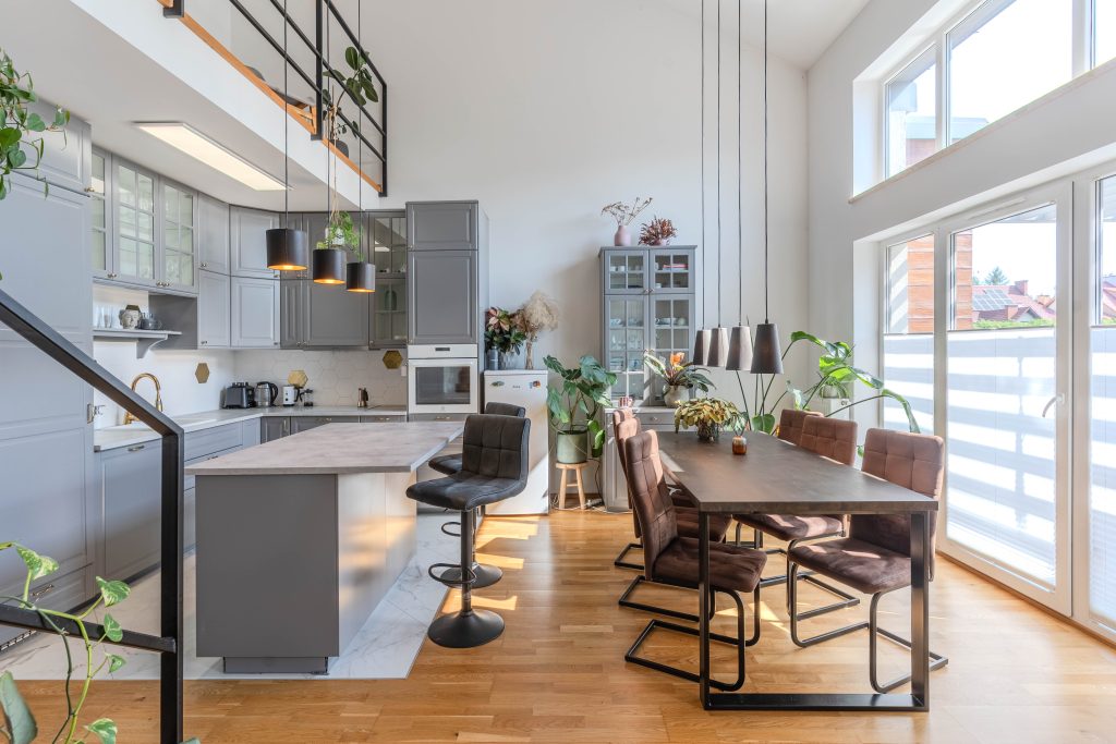 Wyposażony dwupoziomowy apartament w Rzeszowie